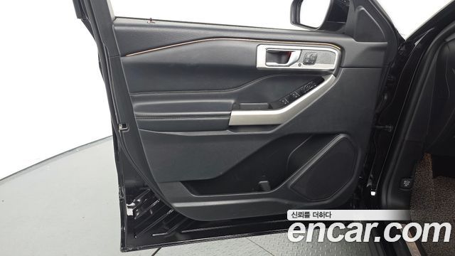 Ford Explorer (VI) 2.3 LimIted 4WD 2022 — фото 30