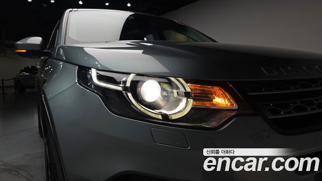 Land Rover Discovery Sport 2.0 TD4 SE 2018 — фото 22