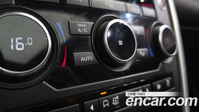 Land Rover Discovery Sport 2.0 TD4 SE 2018 — фото 28