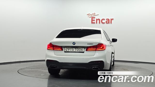 BMW 5 Series (G30) 520i M Sport 2020 — фото 4