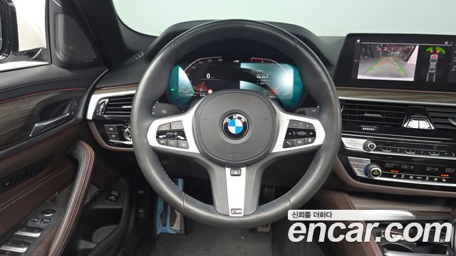 BMW 5 Series (G30) 520i M Sport 2020 — фото 17