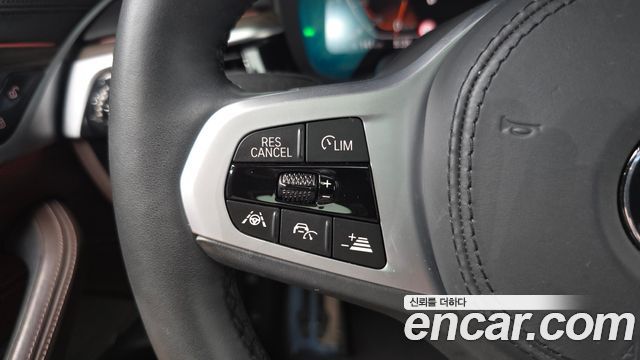 BMW 5 Series (G30) 520i M Sport 2020 — фото 20