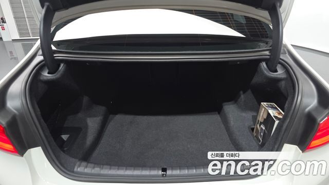 BMW 5 Series (G30) 520i M Sport 2020 — фото 39