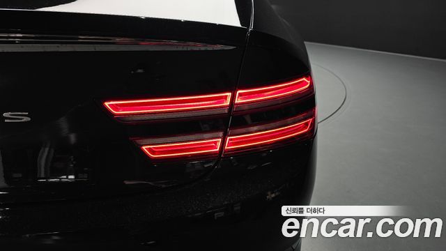 Genesis G80 (RG3) Gasoline 3.5 Turbo 2WD 2022 — фото 29