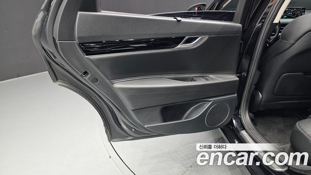 Genesis G80 (RG3) Gasoline 3.5 Turbo 2WD 2022 — фото 31