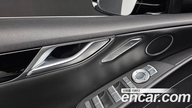 Genesis G80 (RG3) Gasoline 3.5 Turbo 2WD 2022 — фото 36