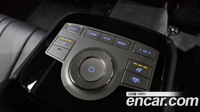Genesis G80 (RG3) Gasoline 3.5 Turbo 2WD 2022 — фото 38