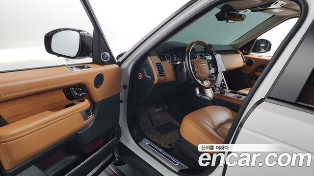 Land Rover Range Rover (IV) D350 AB Disel 2022 — фото 10