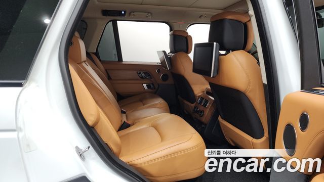Land Rover Range Rover (IV) D350 AB Disel 2022 — фото 16