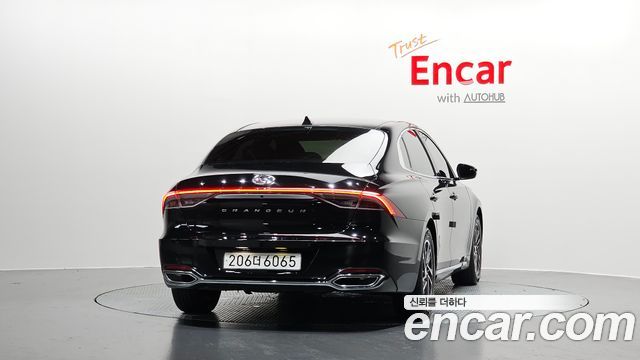 Hyundai Grandeur (IG) 3.0 LPi Rent Car Modern 2022 — фото 4