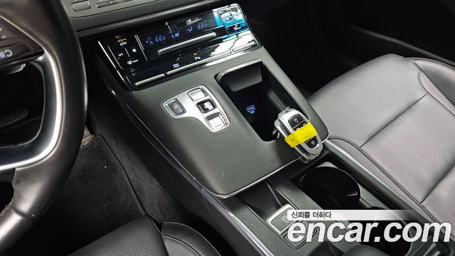 Hyundai Grandeur (IG) 3.0 LPi Rent Car Modern 2022 — фото 9
