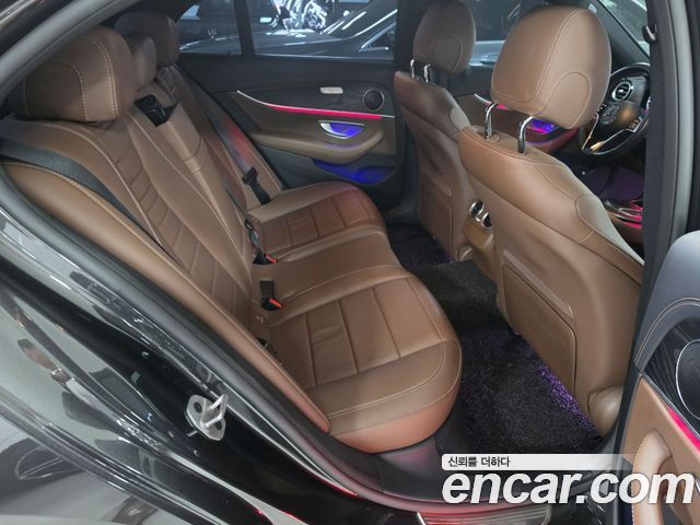 Mercedes-Benz E-Class (W213) E250 AMG Line 2023 — фото 10