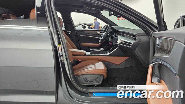 Audi A6 (C8) 40 TDI Premium 2022 — фото 11