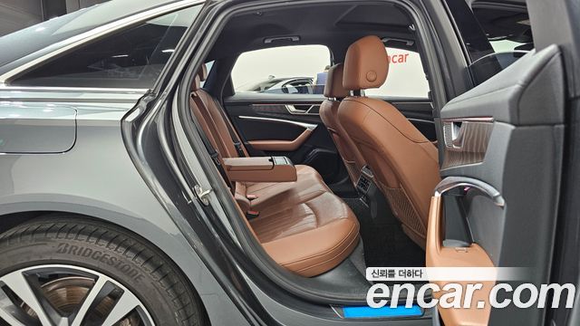 Audi A6 (C8) 40 TDI Premium 2022 — фото 12