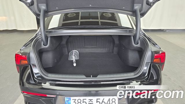 Kia K5 (III) 2.0 Prestige 2024 — фото 24