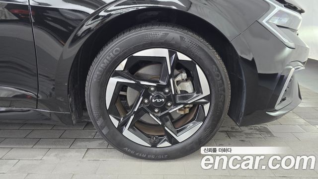 Kia K5 (III) 2.0 Prestige 2024 — фото 27
