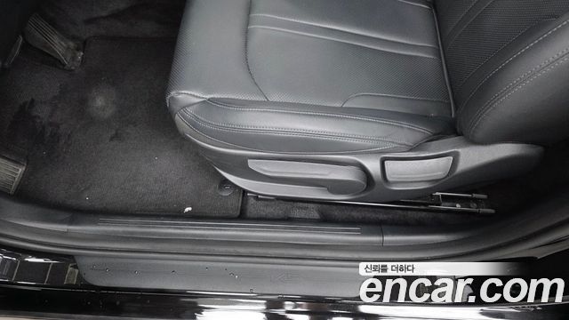 Kia K5 (III) 2.0 Prestige 2024 — фото 36