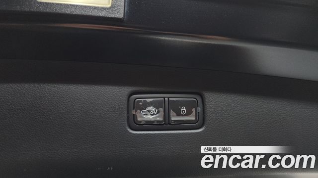 Genesis GV70 2.5T Gasoline 2WD 2025 — фото 17