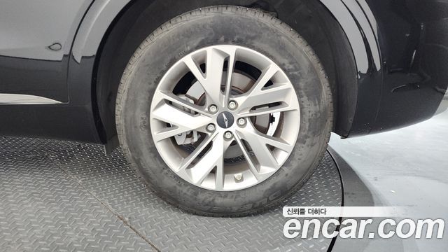 Genesis GV70 2.5T Gasoline 2WD 2025 — фото 21