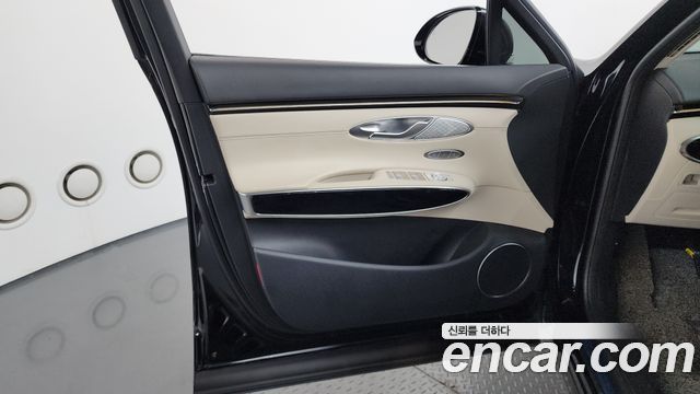 Genesis GV70 2.5T Gasoline 2WD 2025 — фото 24