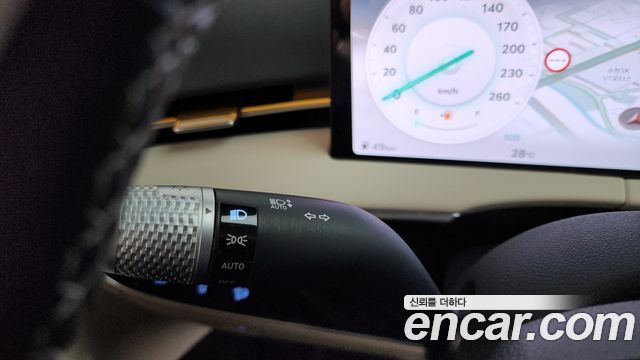 Genesis GV70 2.5T Gasoline 2WD 2025 — фото 29