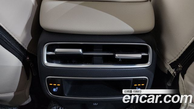 Genesis GV70 2.5T Gasoline 2WD 2025 — фото 31
