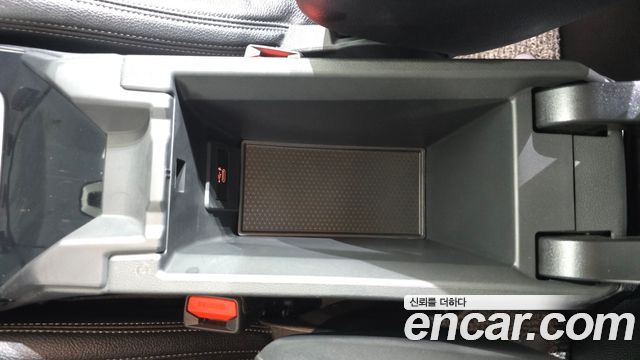 BMW 1 Series (F40) 120i Advantage 2022 — фото 29