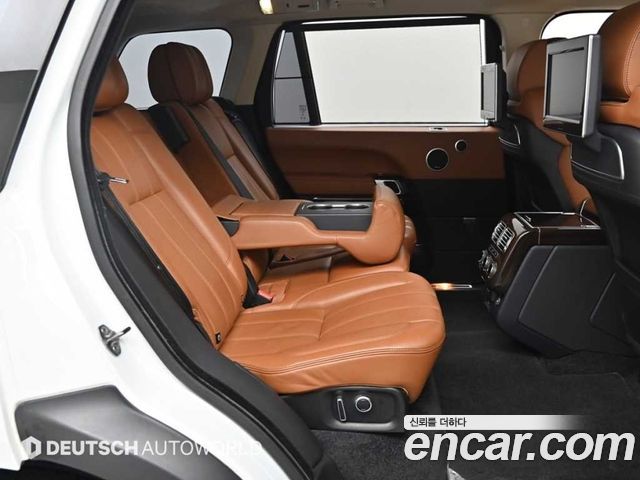 Land Rover Range Rover (IV) 4.4 SDV8 AB LWB DIESEL 2016 — фото 10