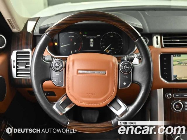 Land Rover Range Rover (IV) 4.4 SDV8 AB LWB DIESEL 2016 — фото 17
