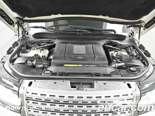 Land Rover Range Rover (IV) 4.4 SDV8 AB LWB DIESEL 2016 — фото 23