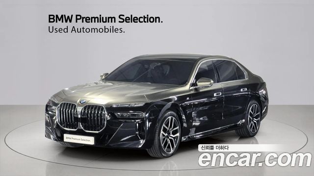 BMW 7 Series (G70) 740i xDrive M Sport