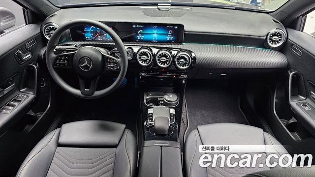Mercedes-Benz A-Class (W177) A250 4MATIC Sedan 2020 — фото 7