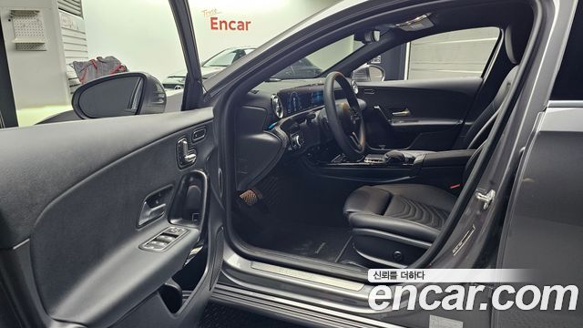 Mercedes-Benz A-Class (W177) A250 4MATIC Sedan 2020 — фото 10