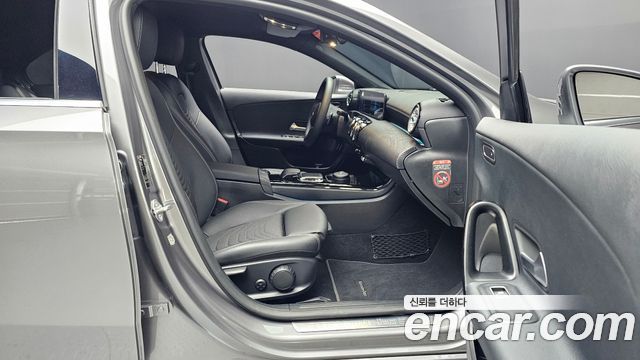 Mercedes-Benz A-Class (W177) A250 4MATIC Sedan 2020 — фото 11
