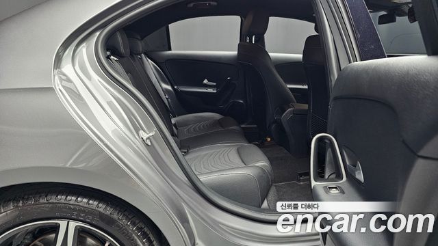Mercedes-Benz A-Class (W177) A250 4MATIC Sedan 2020 — фото 12