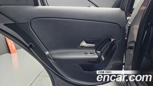 Mercedes-Benz A-Class (W177) A250 4MATIC Sedan 2020 — фото 25