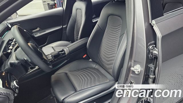 Mercedes-Benz A-Class (W177) A250 4MATIC Sedan 2020 — фото 29