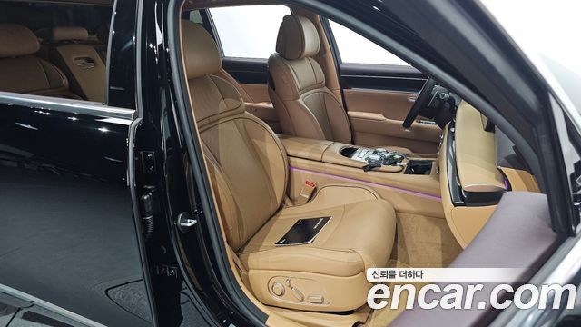 Genesis G90 (RS4) Gasoline 3.5 Turbo AWD 2022 — фото 32