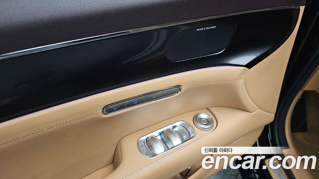 Genesis G90 (RS4) Gasoline 3.5 Turbo AWD 2022 — фото 35