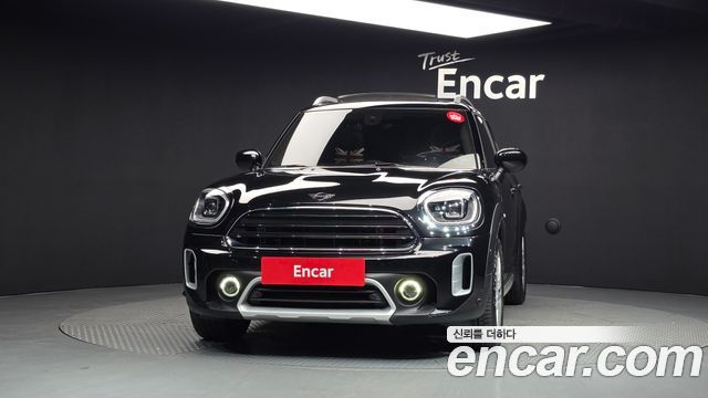 MINI Cooper Countryman Classic Plus Launch Pack 2nd Gen 2023 — фото 3