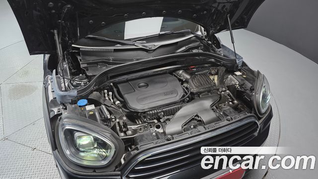 MINI Cooper Countryman Classic Plus Launch Pack 2nd Gen 2023 — фото 6