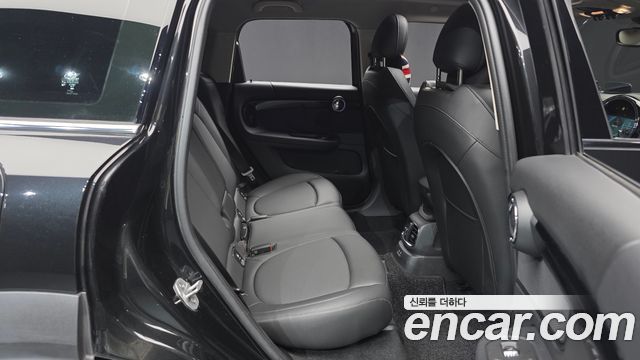MINI Cooper Countryman Classic Plus Launch Pack 2nd Gen 2023 — фото 11
