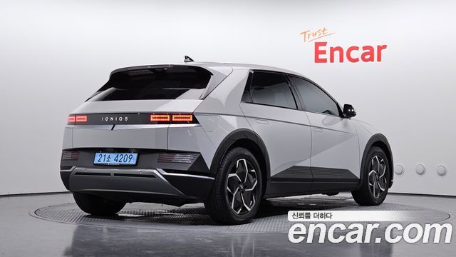 Hyundai Ioniq 5 Long range Exclusive 2022 — фото 2