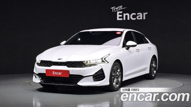 Kia K5 (III) 2.0 Signature