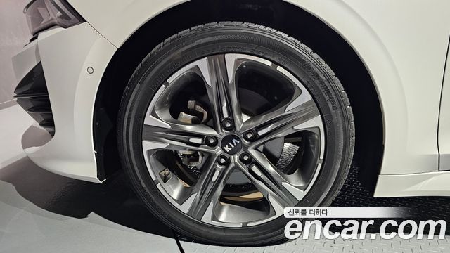 Kia K5 (III) 2.0 Signature 2021 — фото 5