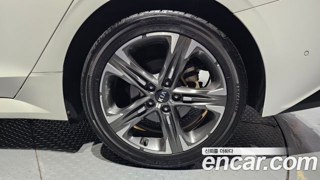 Kia K5 (III) 2.0 Signature 2021 — фото 27