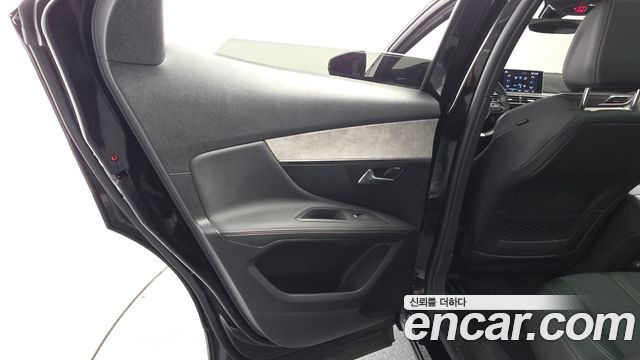 Peugeot 3008 (II) 1.2 Pure Tech GT 2022 — фото 25