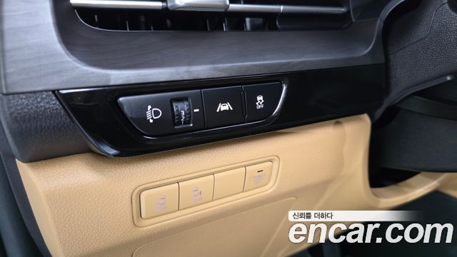Kia Carnival (IV) Diesel 9-Seater Prestige 2021 — фото 18
