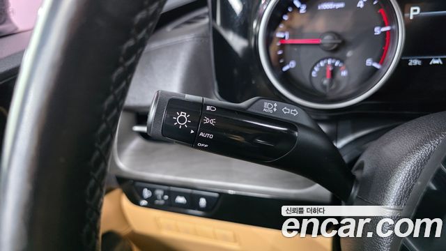 Kia Carnival (IV) Diesel 9-Seater Prestige 2021 — фото 27