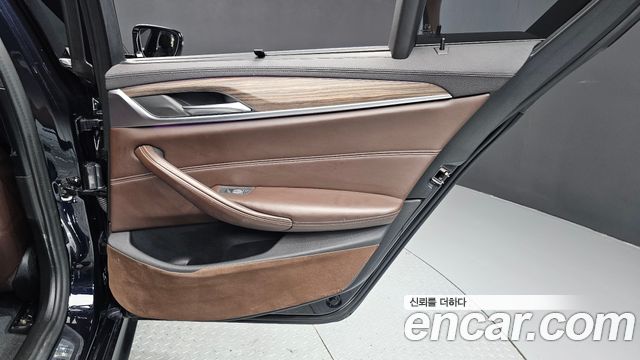 BMW 5 Series (G30) 520d M Sport Package Plus 2020 — фото 25